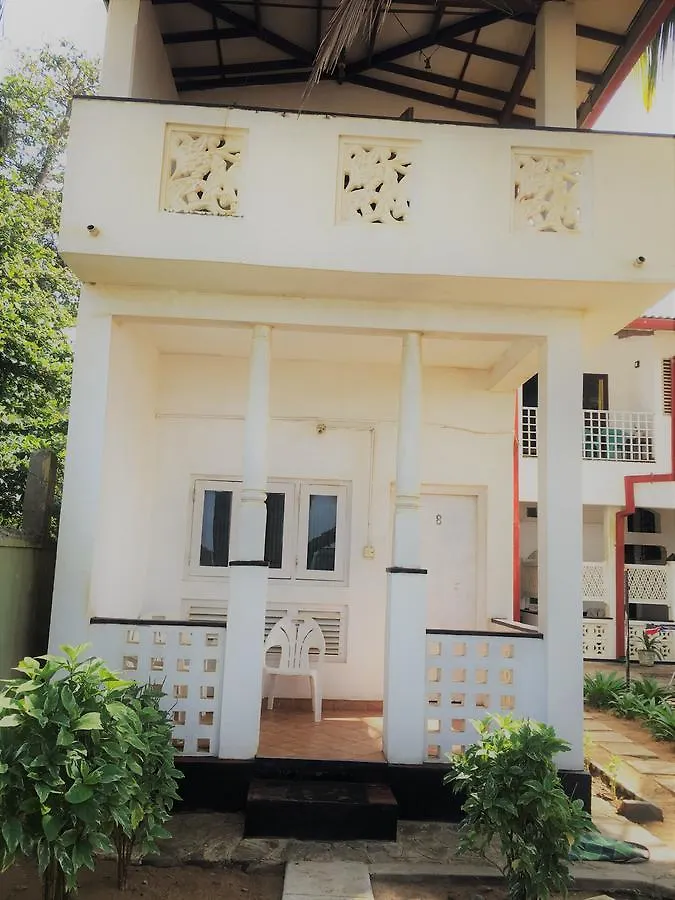 Dephani Beach Hotel Negombo